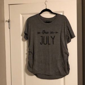 ⭐️5 for $25⭐️ 

XL maternity shirt